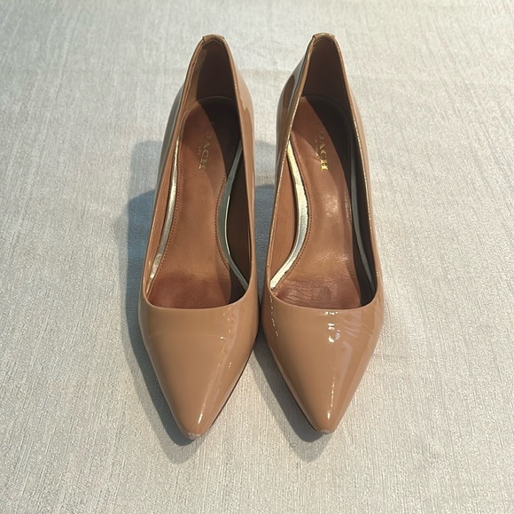 Coach Shoes - Coach Beachwood Restored Waverly Pump